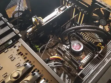 Liquid-cooled build, case open